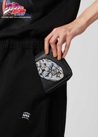 「石仮面｜ジップウォレット」 (c)荒木飛呂彦／集英社・ジョジョの奇妙な冒険製作委員会