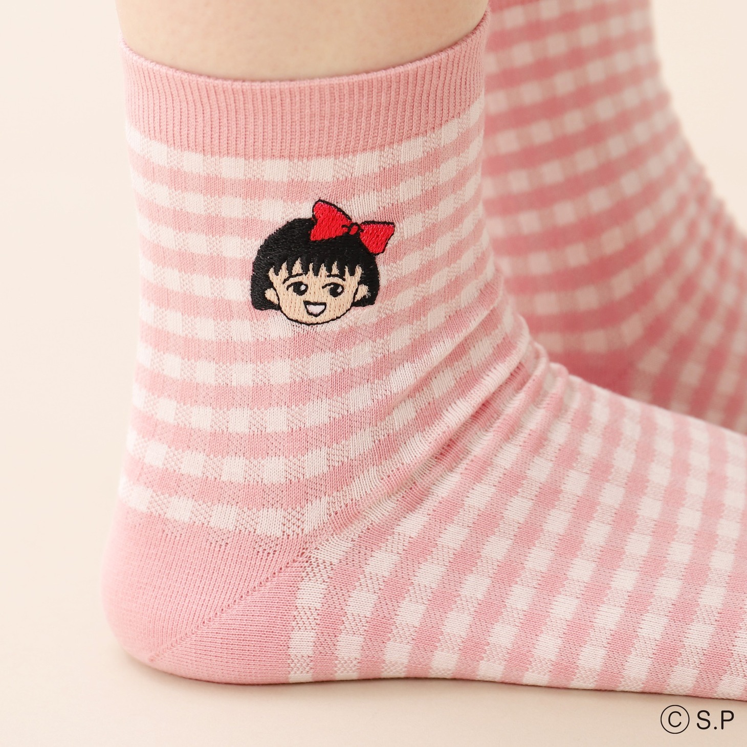 「ちびまる子ちゃん 
ギンガム刺繍ショートソックス」