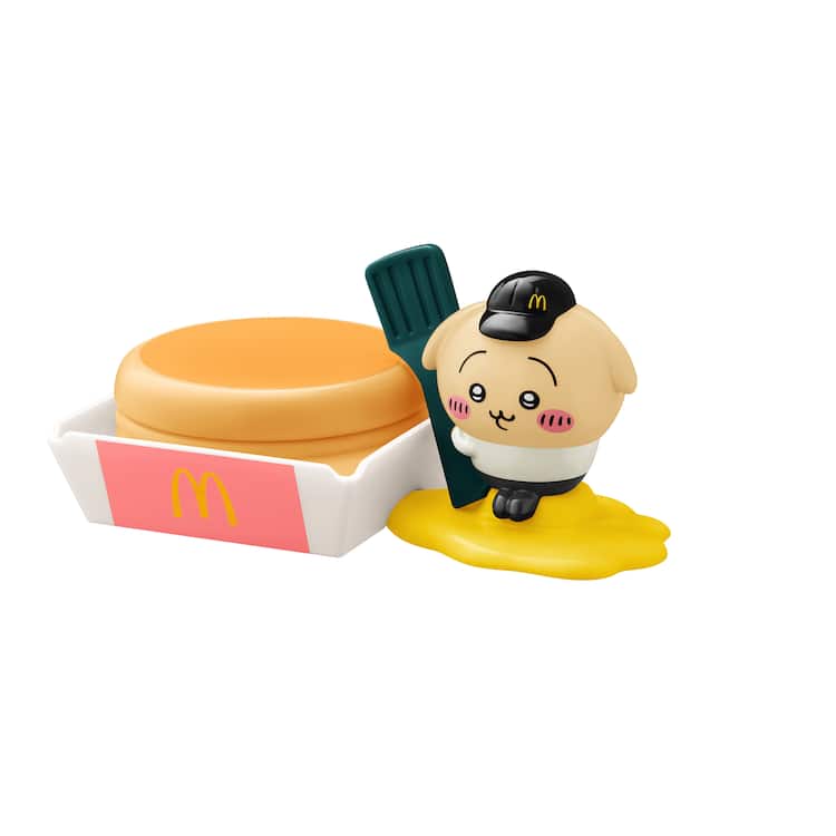 ちいかわ」のおもちゃがハッピーセットに初登場、うさぎも制服姿に 5月 