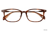 中野五月モデルのメガネ