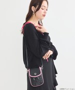 「ふたりはプリキュア ミニショルダーバッグ ブラック:美墨なぎさ(キュアブラック)モデル」着用イメージ