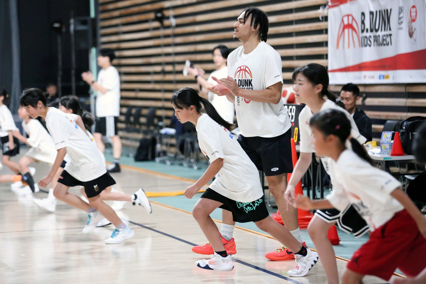 2024年に有明アリーナで行われたクリニックの様子 (c)B.LEAGUE