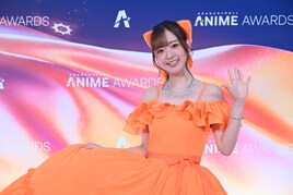 「クランチロール・アニメアワード」をドレスアップした天城サリー、LiSAらが彩る