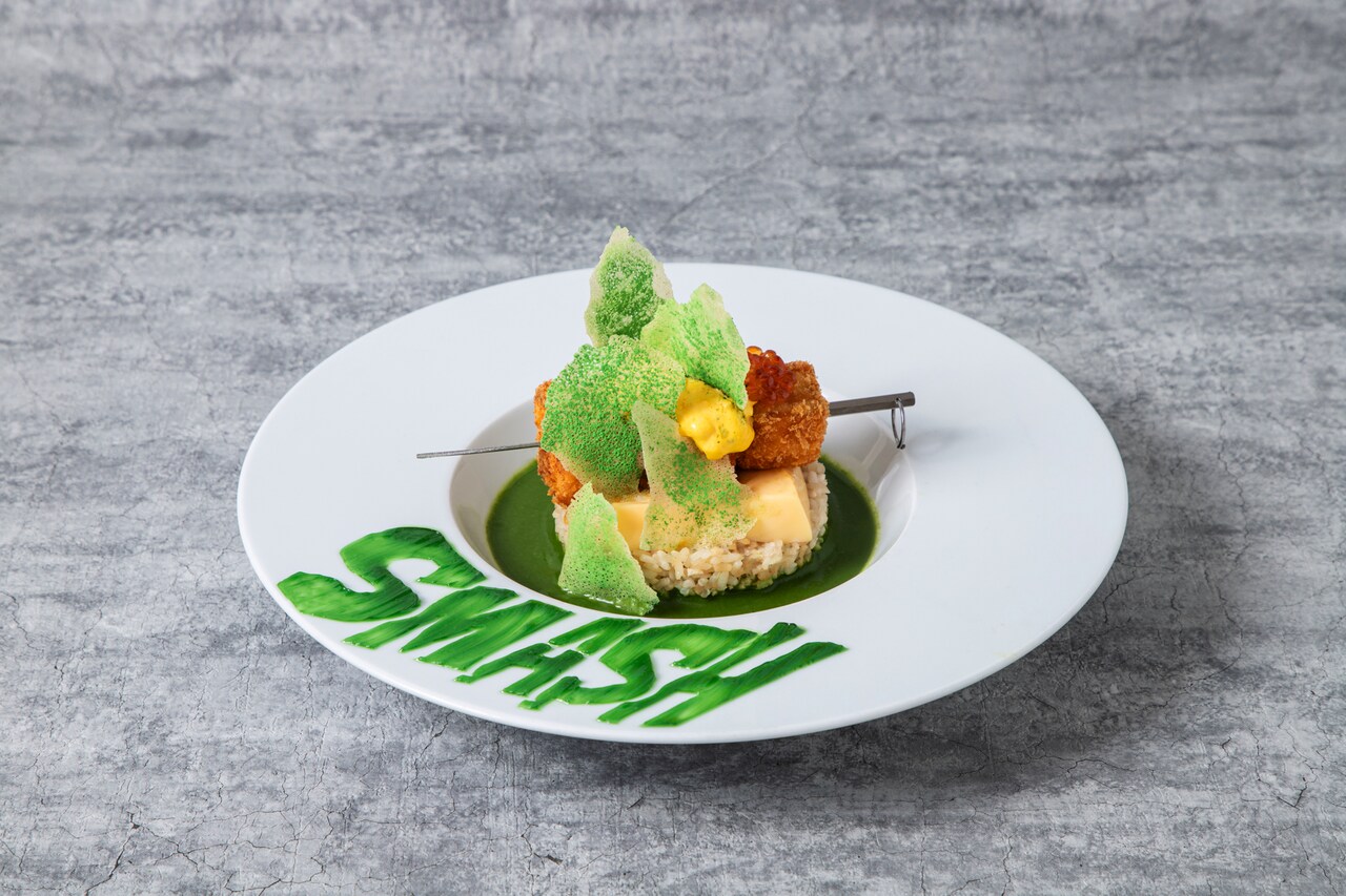 緑谷出久のSMASH サーモンカツ丼」 - 「ヒロアカ」原画展の