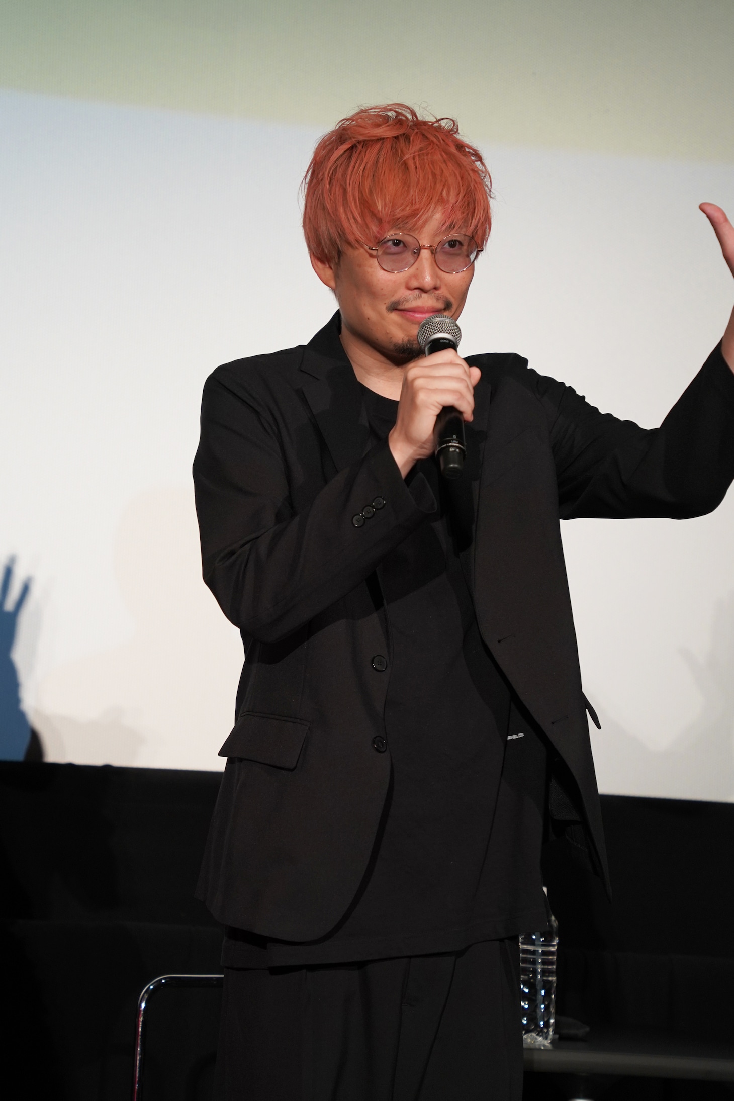 新海岳人監督