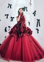 有馬かなをモチーフにしたドレス