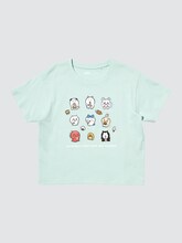 「ちいかわ」と「ナガノのくま」のコラボTシャツ（キッズ）。