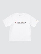 「ちいかわ」と「ナガノのくま」のコラボTシャツ（ウィメンズ）。