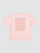 「ちいかわ」と「ナガノのくま」のコラボTシャツ（ウィメンズ）。
