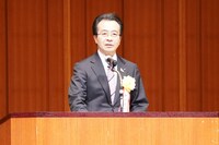 中村史郎氏