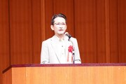 南信長氏