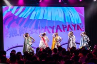 「『前橋ウィッチーズ』ライブ ～貴方が望むならOPEN～ Chapter2」夜公演の様子。