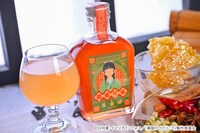 TVアニメ「薬屋のひとりごと」オリジナル薬膳コーラ「猫猫可楽」