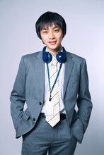 平井亜門扮する田中颯 (c)マミタ・libre／「40までにしたい10のこと」製作委員会