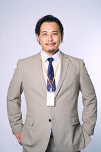 平子祐希（アルコ＆ピース）扮する黒木啓介 (c)マミタ・libre／「40までにしたい10のこと」製作委員会