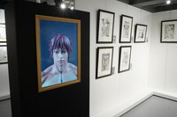 「刃牙博ッッ!!」の様子。モニターに近づくと……？