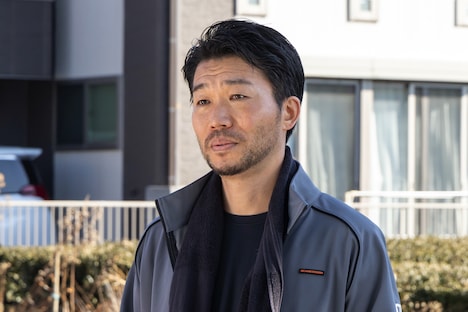 高橋努演じる白野真人