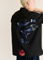 コラボシャツ着用イメージ