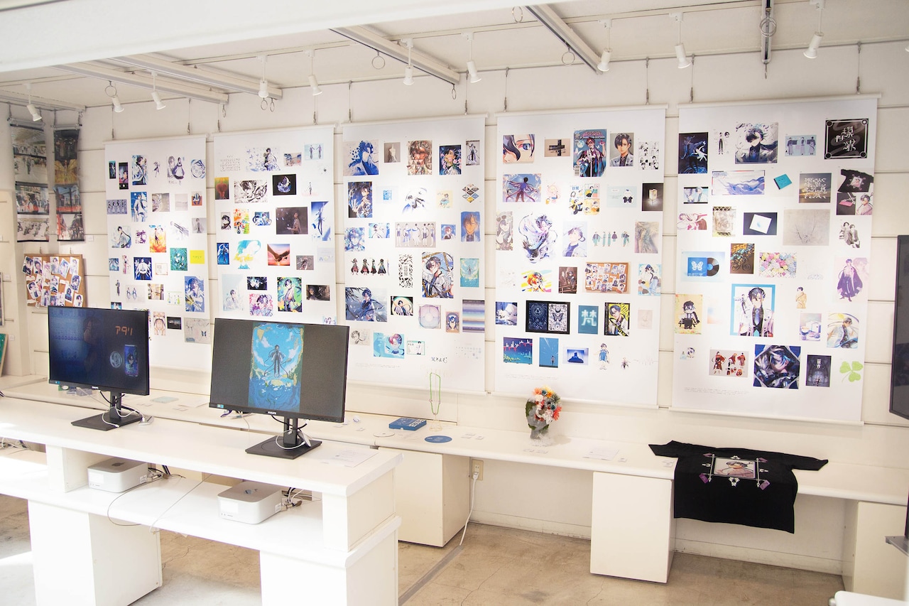 「梵そよぎと未来のクリエイター展」の様子