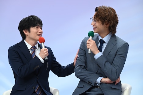 左から風間俊介、庄司浩平