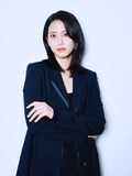 三枝玲役の山崎紘菜