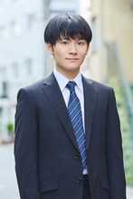 山崎光演じる青木佑磨