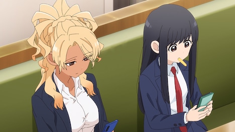 TVアニメ「フードコートで、また明日。」第1話の場面カット