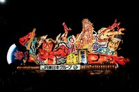 「青森ねぶた祭」(c) 青森観光コンベンション協会