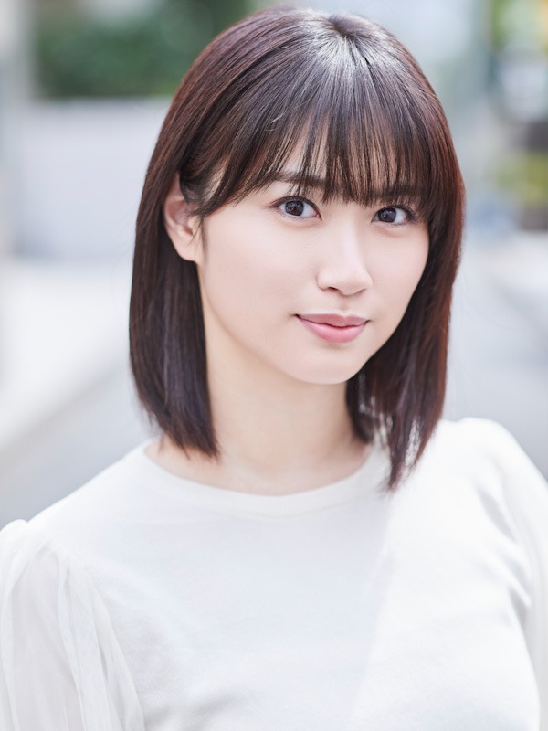 朝井瞳子
