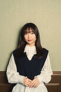 夜香しずか役の貫井柚佳