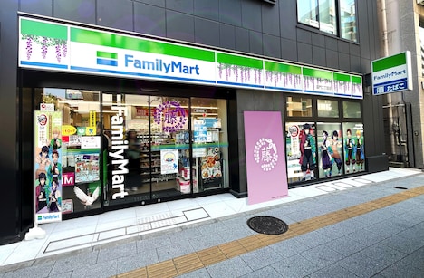 ファミリーマート雷門二丁目店のラッピングのイメージ