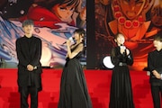 左から櫻井孝宏、早見沙織、花澤香菜、河西健吾