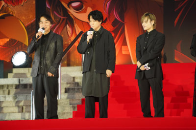 左から関智一、杉田智和、岡本信彦