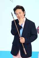 “スタンドの矢”を持つ荒木飛呂彦