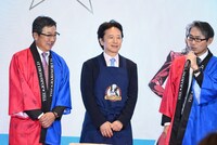 鏡開きの様子。