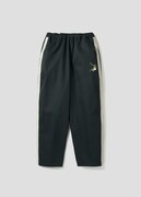 「バルカン300｜ルーズフィットサイドラインパンツ」 (c)MAKOTO RAIKU