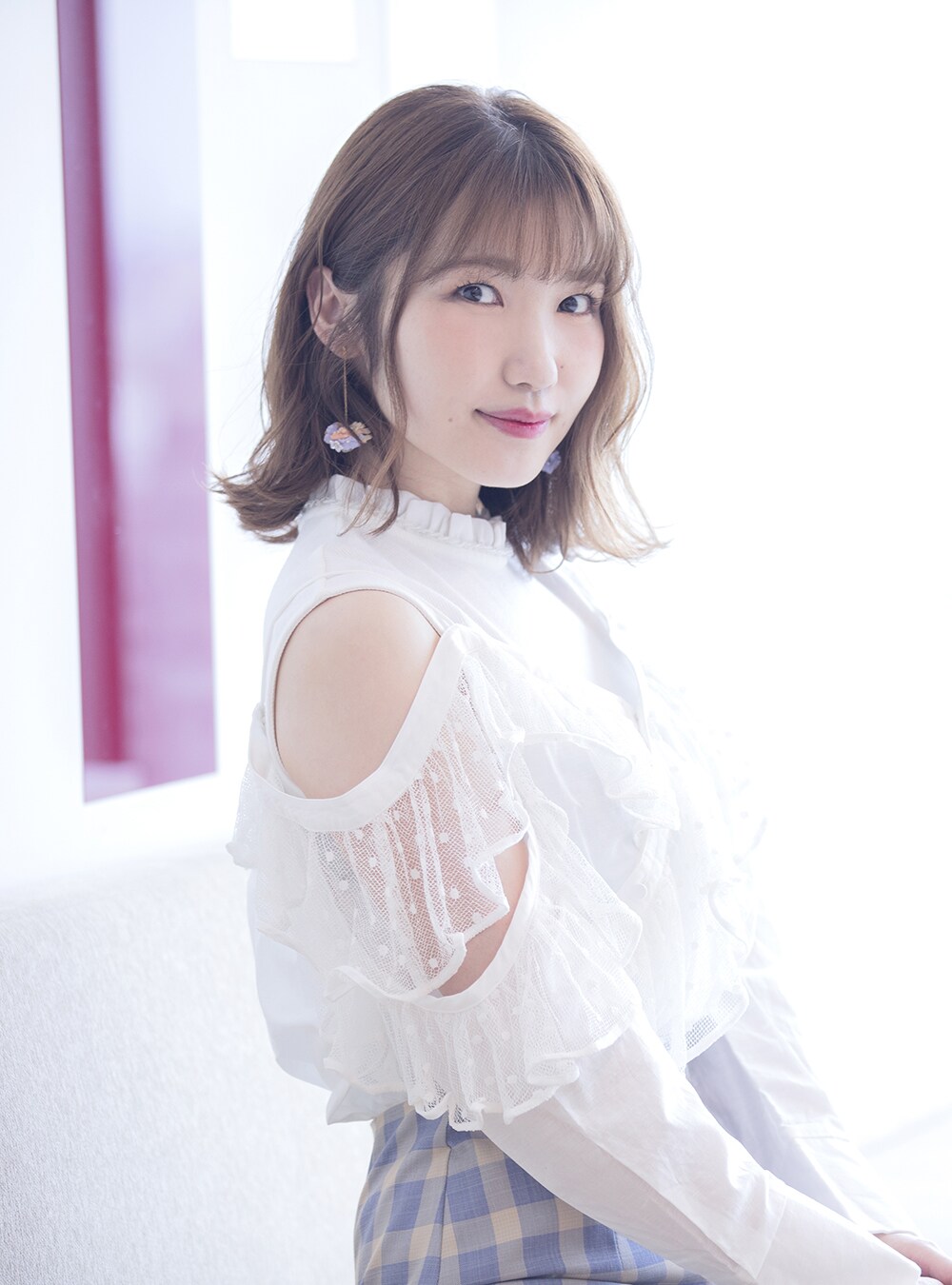 内田彩のリミックスアルバム発売決定、デビュー10周年を記念して
