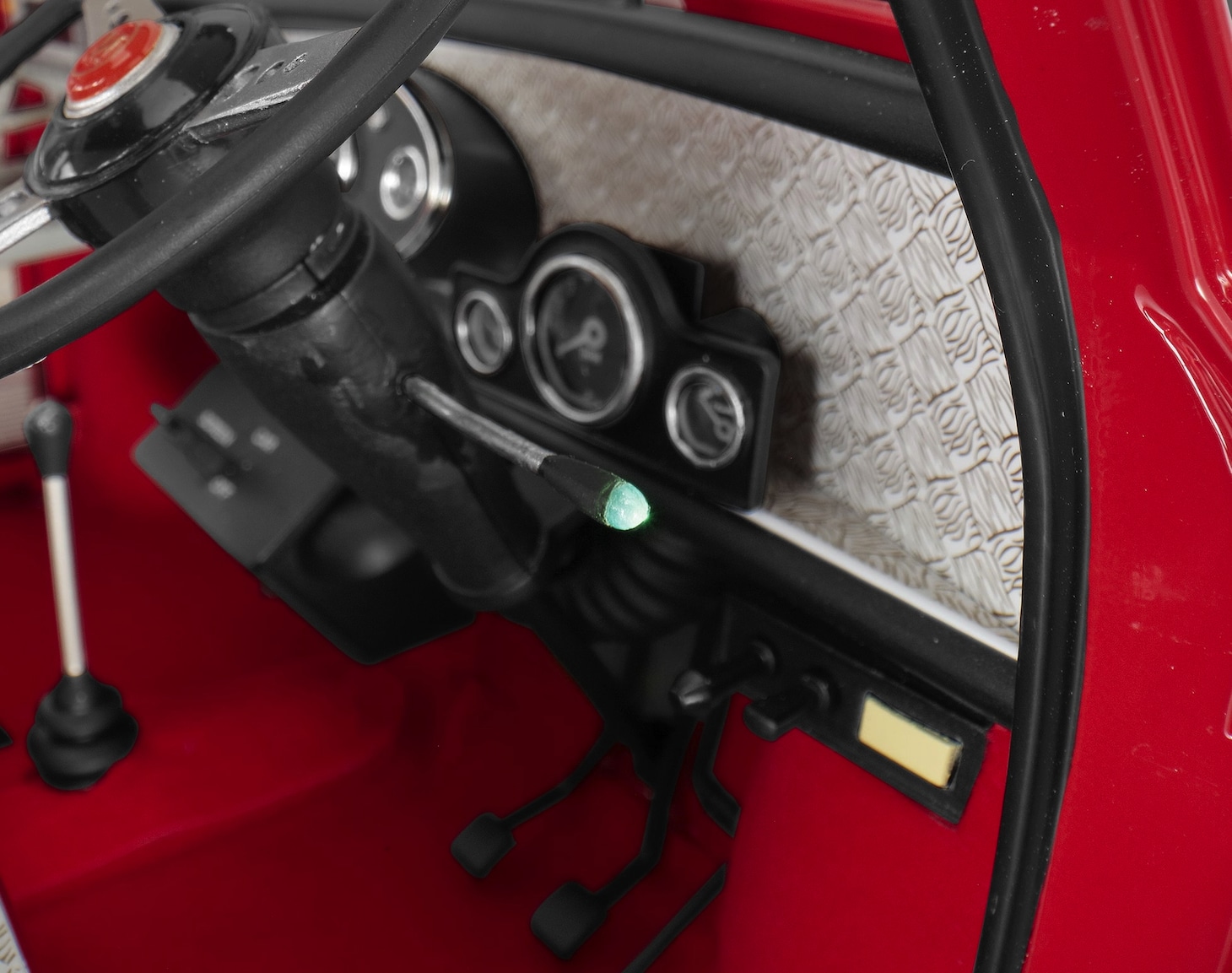 「モーリス・ミニクーパー 1275S Mk-I」の内部