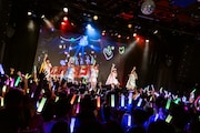 「『前橋ウィッチーズ』ライブ ~貴方が望むならOPEN~ Chapter4」昼公演より (撮影:曽我美芽)