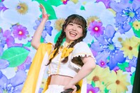 「『前橋ウィッチーズ』ライブ ～貴方が望むならOPEN～ Chapter4」昼公演より、三波春香（撮影：曽我美芽）