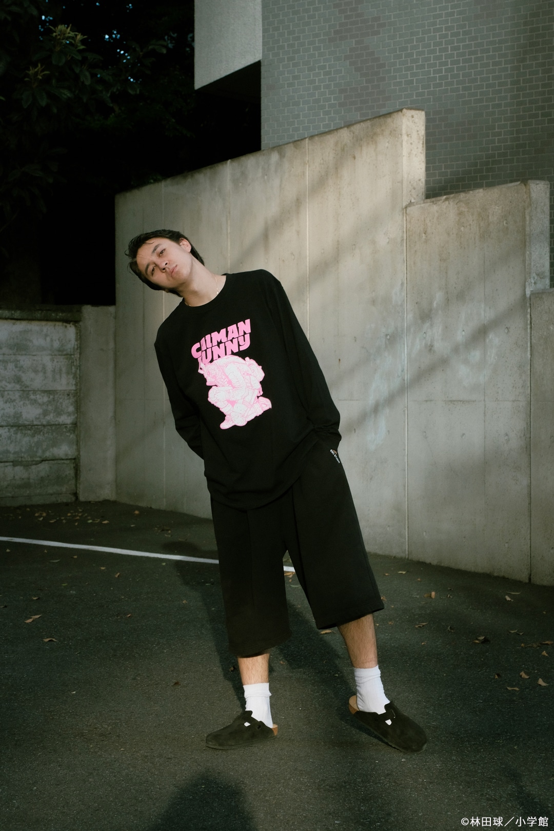 「ドロヘドロ ウサギ耳カイマンロングスリーブTシャツ」