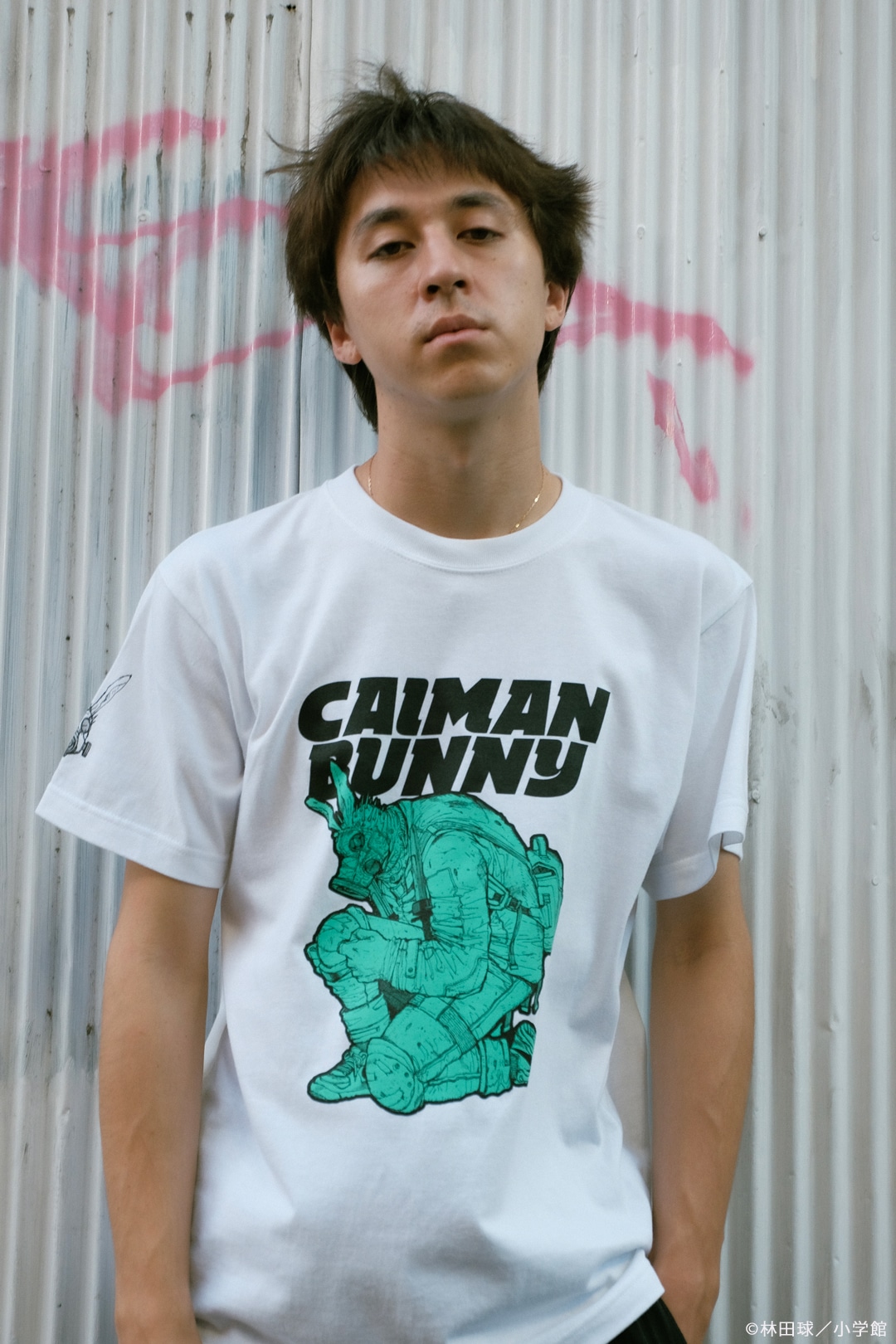 「ドロヘドロ ウサギ耳カイマンTシャツ」