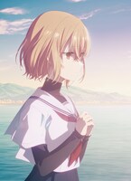 エンディング主題歌「リリィ」を歌う八百歳比名子（CV：上田麗奈） (c)2024 苗川 采/KADOKAWA/わたたべ製作委員会