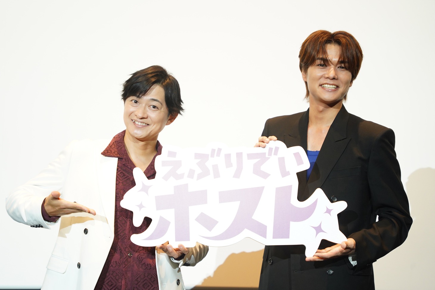 左から下野紘、八代拓