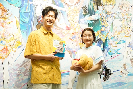 左から大塚剛央、春瀬なつみ