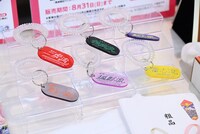 「マンガ1to10」で販売されているグッズの一部