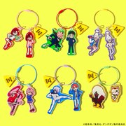 TVアニメ「ダンダダン」ナタリーストアオリジナルグッズのアクリルキーリング