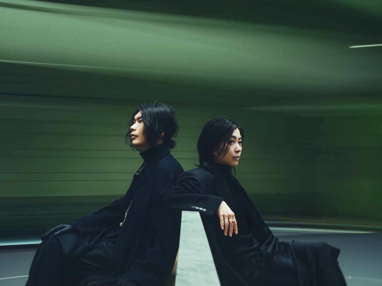 米津玄師と宇多田ヒカル（Photo by 山田智和）