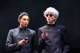 左から藤田玲演じる夏油傑、三浦涼介演じる五条悟
