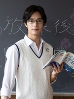 塩野瑛久演じる東條 (c)ABCテレビ